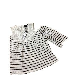 Romeo & Juliet Couture Off The Shoulder Crop Size M NWT